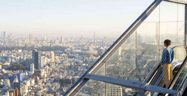 
En 2023, le voyagiste Expedia avait anticipé que les voyageurs trouveraient l’inspiration sur les petits et grands écrans. Ce