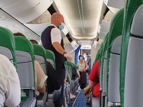 
Le SNPNC-FO (Syndicat National du Personnel Navigant Commercial), représentant les hôtesses et stewards de Transavia France, a 