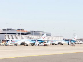
Tous les départs après 16h00 ont été annulés lundi à l’aéroport de Charleroi en raison d’une grève des agents de séc