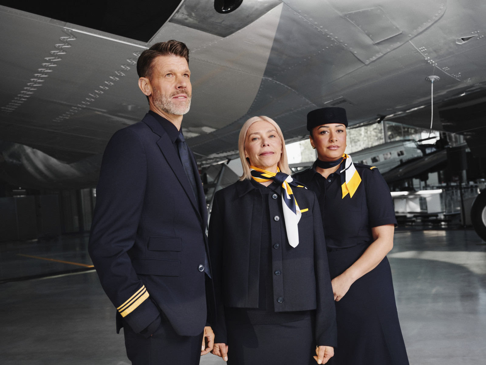 Lufthansa modernise ses uniformes avec Hugo Boss, entre élégance classique et lignes épurées (photos) 1 Air Journal