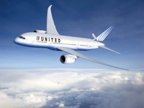 
Boeing a livré son premier 787 Dreamliner depuis octobre dernier, un avion destiné à United Airlines. Dans le même temps, l a