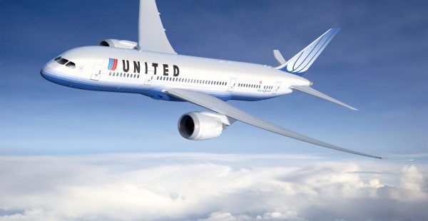 
Boeing a livré son premier 787 Dreamliner depuis octobre dernier, un avion destiné à United Airlines. Dans le même temps, l a