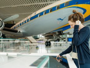 
A l occasion de ses 100 ans, Lufthansa inaugure Hangar One, un centre d exposition pour accueillir le grand public à partir du 1