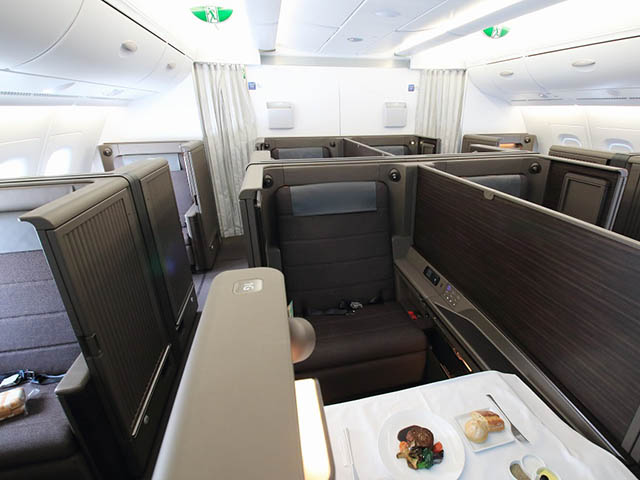 ANA dévoile les cabines de son A380 Flying Honu 124 Air Journal