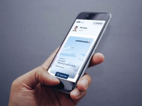 
La compagnie aérienne Air France teste désormais le   passeport sanitaire numérique » ICC AOKpass entre Paris et l