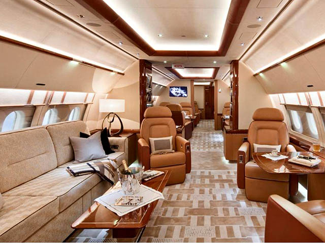 air-journal_Acropolis ACJ319 inside