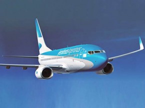 La compagnie aérienne Aerolineas Argentinas a annulé tous ses vols mardi en raison de la grève générale lancée pour proteste