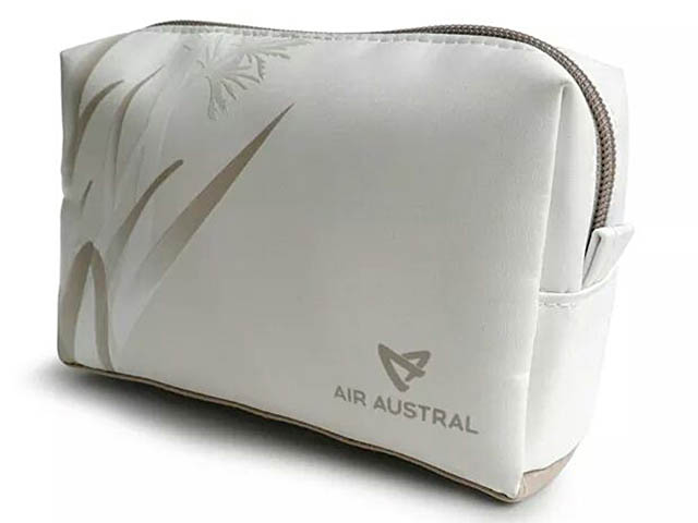 air-journal_air-austral-777-300er-new-premium-1