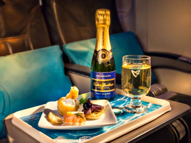 Air Austral : deux nouveaux menus et extras caviar et champagne