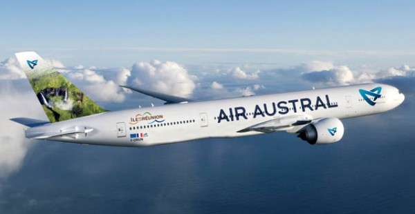 La compagnie aérienne Air Austral ne maintient que deux vols par semaine entre La Réunion et Paris pour les passagers en raison 