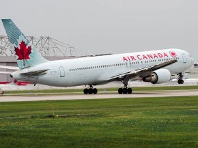 Le dernier Boeing 767-300ER de la compagnie aérienne Air Canada est sorti de flotte mardi, les 21 de sa filiale loisirs Rouge dev