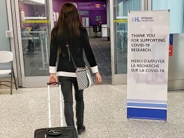 A partir de ce lundi 22 février, tous les voyageurs se rendant au Canada devront se mettre en isolement dans un hôtel dès leur