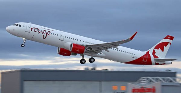 
Un vol lundi entre Toronto et Cancun a marqué le retour dans le ciel d’Air Canada Rouge, qui n’opère désormais plus que de