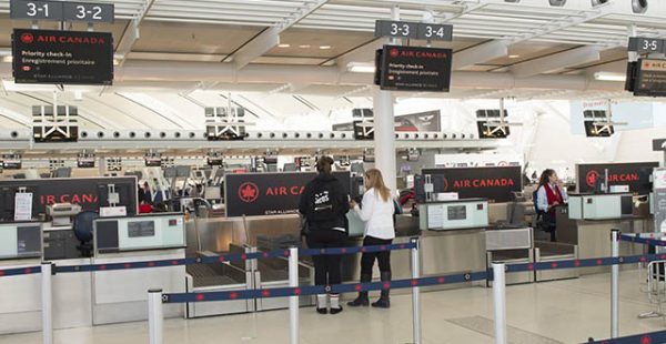 
Le ministère des Transports canadien a lancé deux nouveaux programmes de financement pour aider les aéroports du Canada à se 