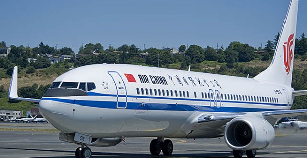Un vol de la compagnie aérienne Air China a subi une descente brutale suite à une alerte de décompression, le responsable étan