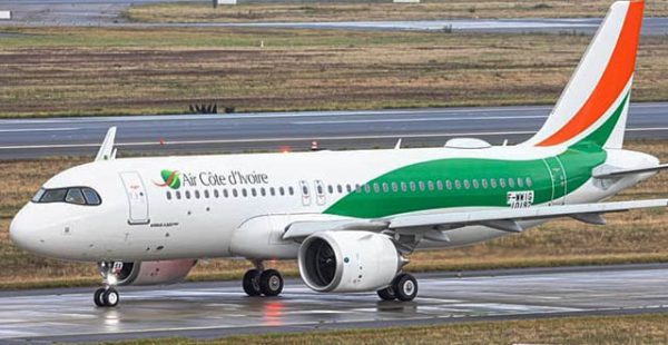 
Le premier monocouloir remotorisé de la compagnie aérienne Air Côte d’Ivoire, un Airbus A320neo, a été photographié samed