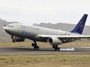 Un pilote de la compagnie aérienne Air Europa a entré un mauvais code dans le cockpit de son avion, déclenchant une alerte au d