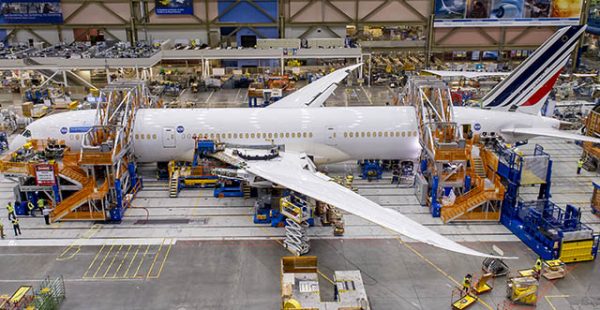
Boeing a annoncé hier avoir livré 35 appareils en septembre, dont 26 monocouloirs 737 MAX. La livraison de nouveaux exemplaires
