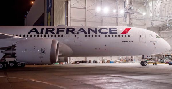 La compagnie aérienne Air France a annulé 25% des vols programmés ce vendredi, treizième jour de la grève menée depuis févr