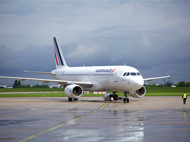 Un SDF rescapé miraculé d’un vol dans le train d’atterrissage d’un avion Air France 92 Air Journal