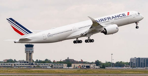 Le premier Airbus A350-900 de la compagnie aérienne Air France a effectué mardi son vol inaugural, avant une livraison prévue l