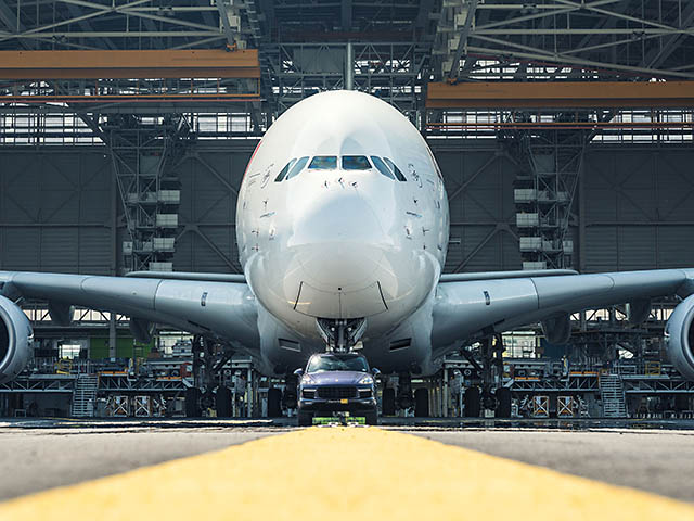 Un tracteur signé Porsche pour l’A380 d’Air France (vidéo) 11 Air Journal