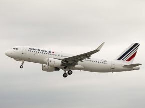 
Air France annonce que le service  Train + Air  mis en place avec SNCF Voyageurs et permettant de combiner dans une même réserv