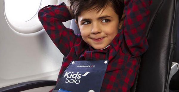 
Pour partir ou revenir de vacances, il n’est pas rare que les enfants soient amenés à voyager seuls. AirHelp, site d aide aux