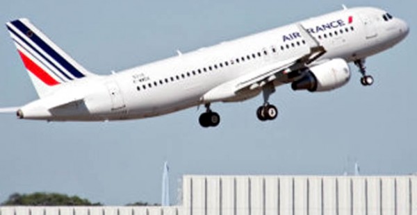 Pendant la saison estivale du 31 mars au 26 octobre 2019, Air France propose jusqu à 13 vols par semaine entre Paris-CDG et Marra