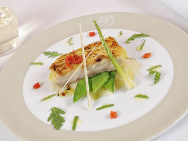 air-journal_Air-France_Signature_Robuchon_Dos_de_bar