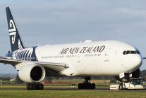 
Air New Zealand pèse ses passagers avant l embarquement sur les vols internationaux à l’aéroport d’Auckland pendant un moi