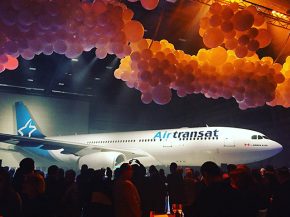 La compagnie aérienne Air Transat proposera un cinquième vol par semaine au cœur de l’été prochain entre Montréal et Lyon,