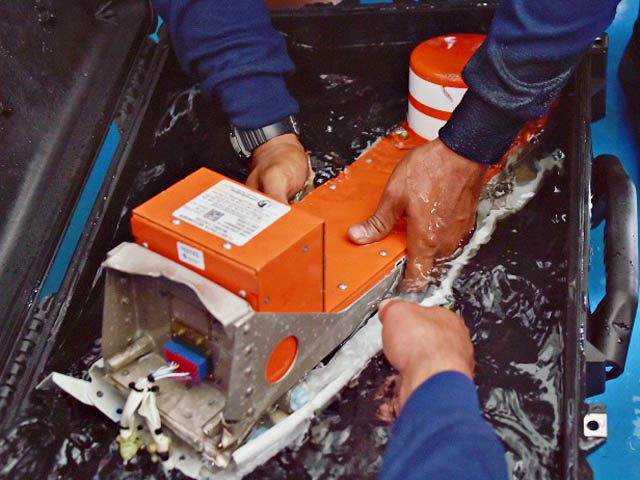 air-journal_AirAsia QZ8501 crash boite noire