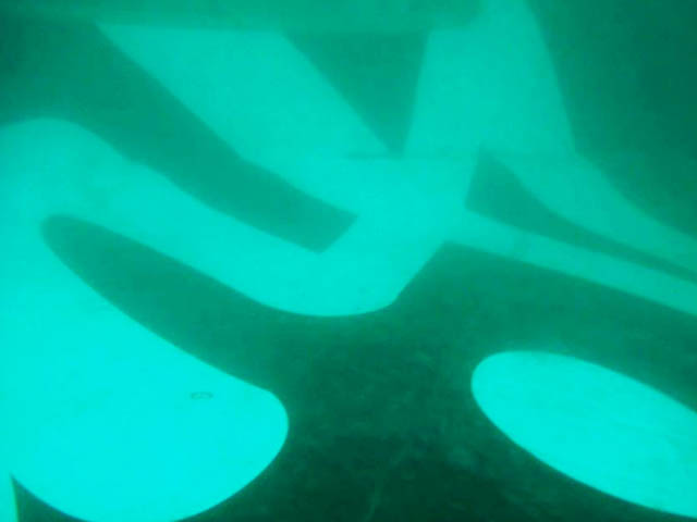 air-journal_AirAsia crash QZ8501 tail@Basarnas