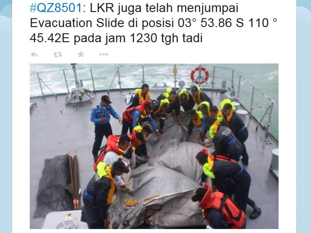 air-journal_AirAsia crash QZ8501 toboggan