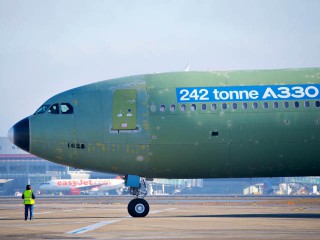 air-journal_Airbus A330_242T_before_first_flight