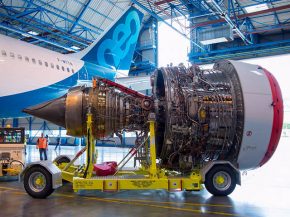 
Rolls-Royce, spécialisé dans les moteurs d avion, a annoncé une progression de son chiffre d affaires au premier semestre 2022