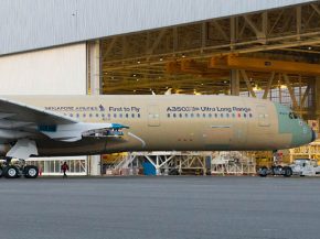 Le premier Airbus A350-900 Ultra Long Range (ULR) est sorti de la FAL de Toulouse mercredi, son entrée en service étant prévue 