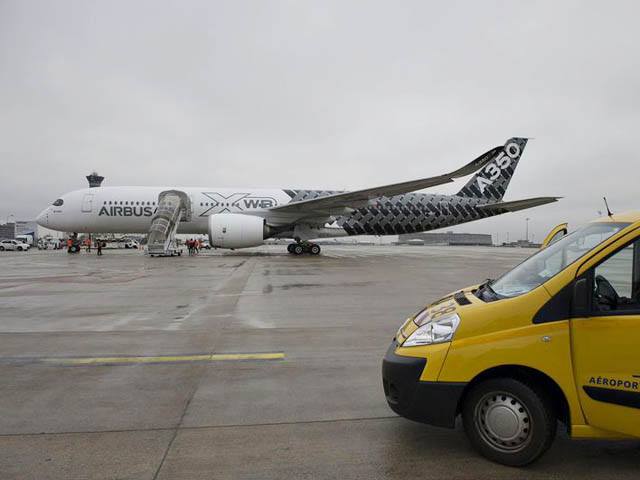 air-journal_Airbus A350XWB Paris