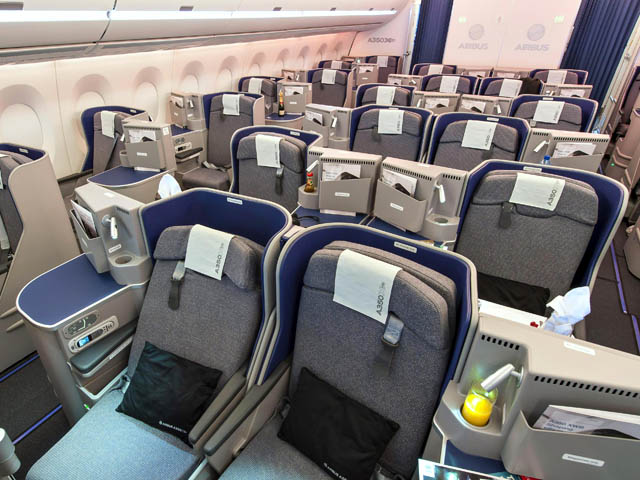 air-journal_Airbus A350_MSN_002_Seat_Business_04