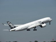 
La low cost indienne IndiGo a annoncé jeudi avoir conclu un accord avec Airbus pour une commande ferme de 30 A350-900 propulsés