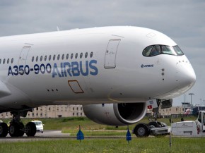 
Korean Air prévoit de commander quelque 20 gros-porteurs A350 à l avionneur Airbus alors qu elle se prépare à une fusion avec