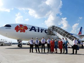 La compagnie aérienne Aircalin a effectué un vol charter entre Nouméa et Paris, une rare occasion de voir son premier Airbus A3