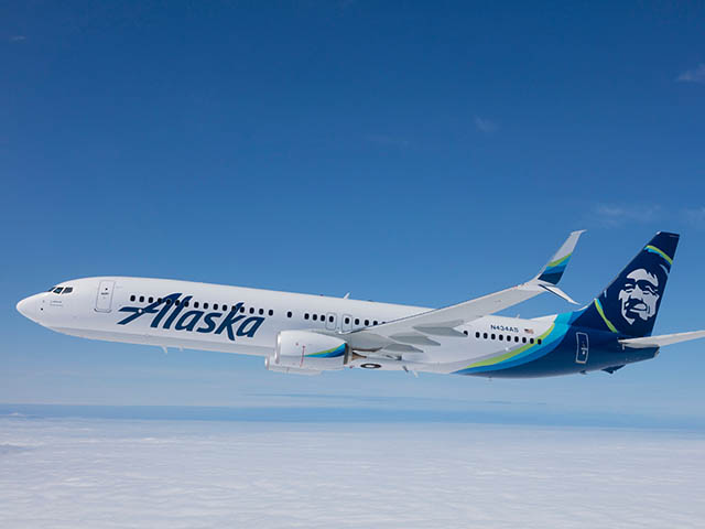 Collisions: entre avions de KLM, avec un ours pour Alaska Airlines 79 Air Journal