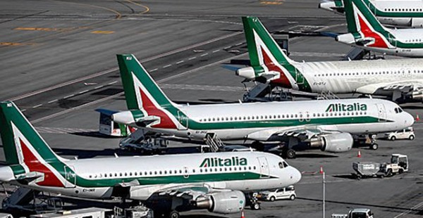 
La compagnie aérienne Alitalia n’avait payé que la moitié des salaires le mois dernier avant de se rattraper, alors que les 
