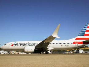 
Après avoir annoncé pour la fin décembre le retour du Boeing 737 MAX en service commercial, la compagnie aérienne American Ai