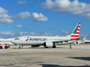 
American Airlines a indiqué être en discussion avec Airbus et Boeing pour une commande de monocouloirs.
La compagnie aérienne 