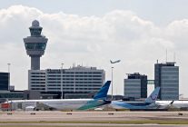 
Le gouvernement des Pays-Bas souhaite réduire les vols de nuit à l aéroport Schiphol d Amsterdam et interdire les vols de nuit