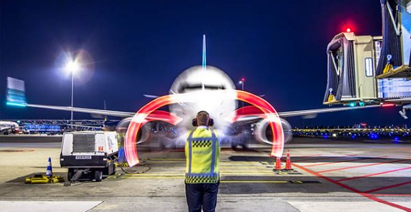 
Selon l Association du transport aérien international (IATA), le trafic passagers était toujours en mars en retrait de 67,2% pa