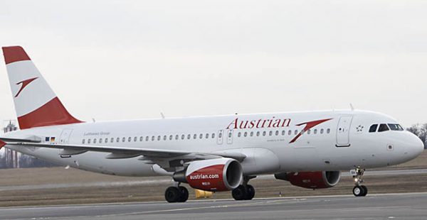 Trois hommes armés ont braqué un avion de la compagnie aérienne Austrian Airlines à l’aéroport de Tirana, s’emparant de p